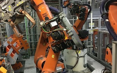 <b>使用機器人焊接時需要注意哪些事項？</b>